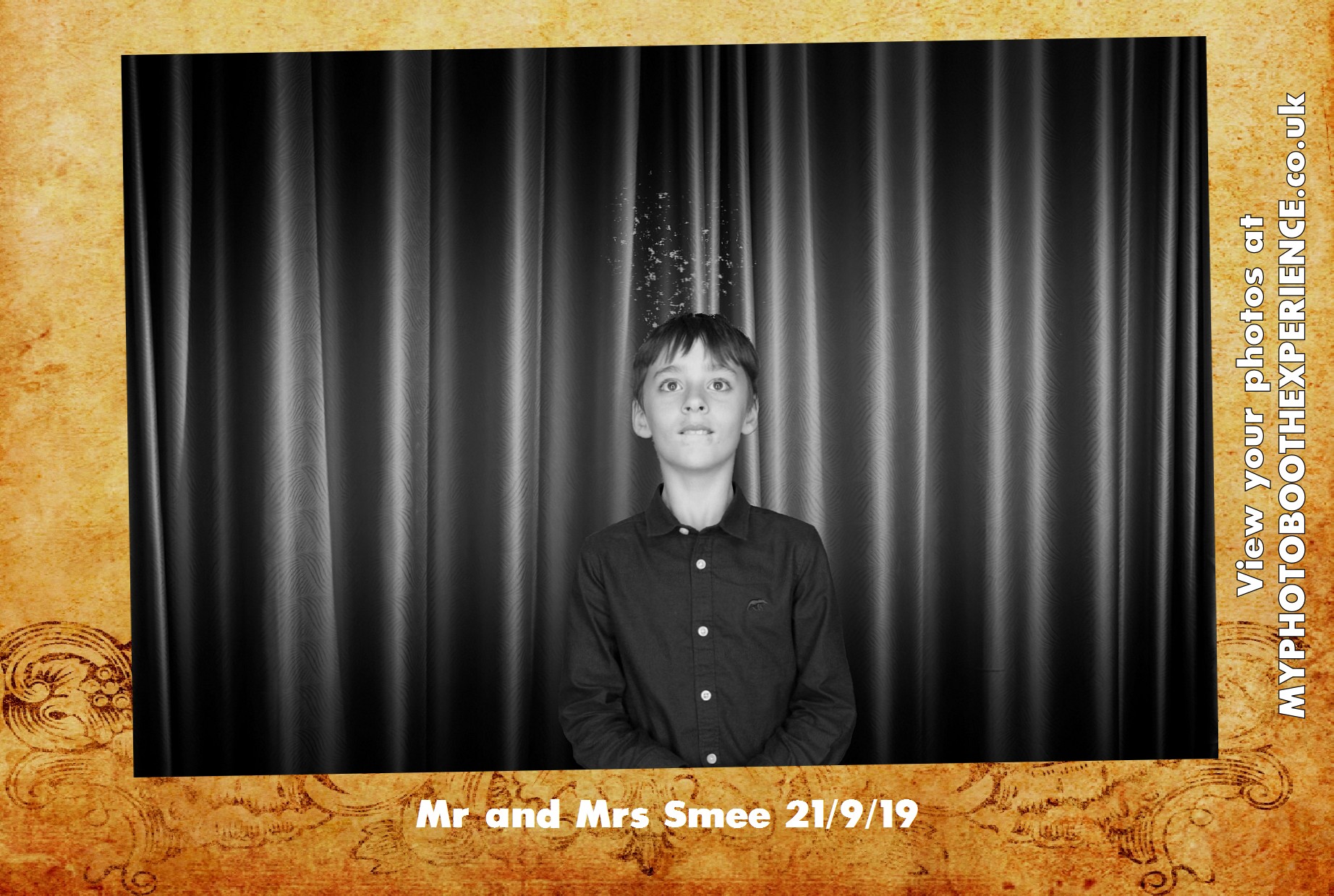 Katie and Jons Wedding | View more photos from the event at gallery.myphotoboothexperience.co.uk/u/MyPhotoBoothExperienceLtd/Katie-and-Jons-Wedding